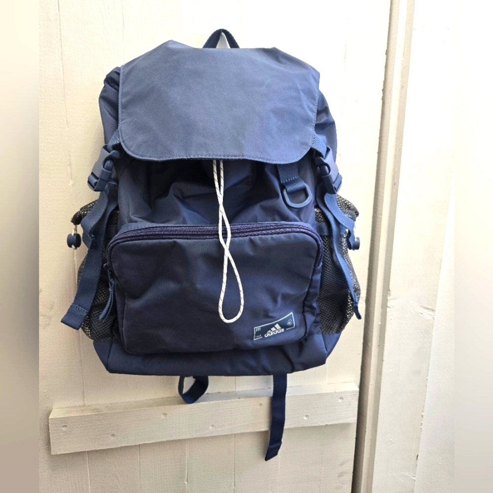 Adidas Bucket/Drawstring Backpack